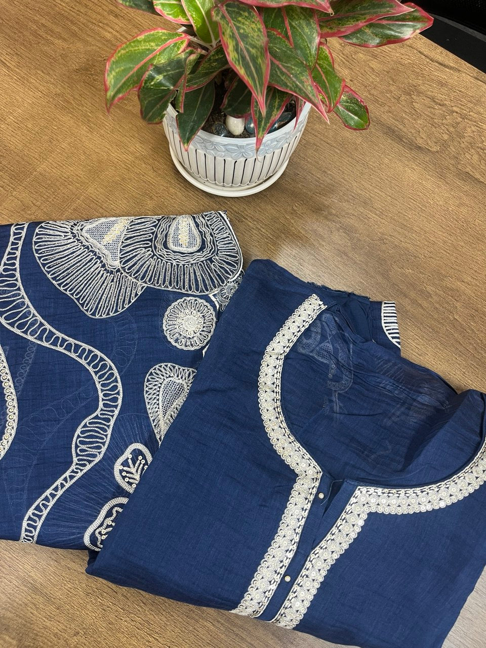 Pure Banarasi Mul Chanderi Suit with Aari Embroidery - KAANTAMM
