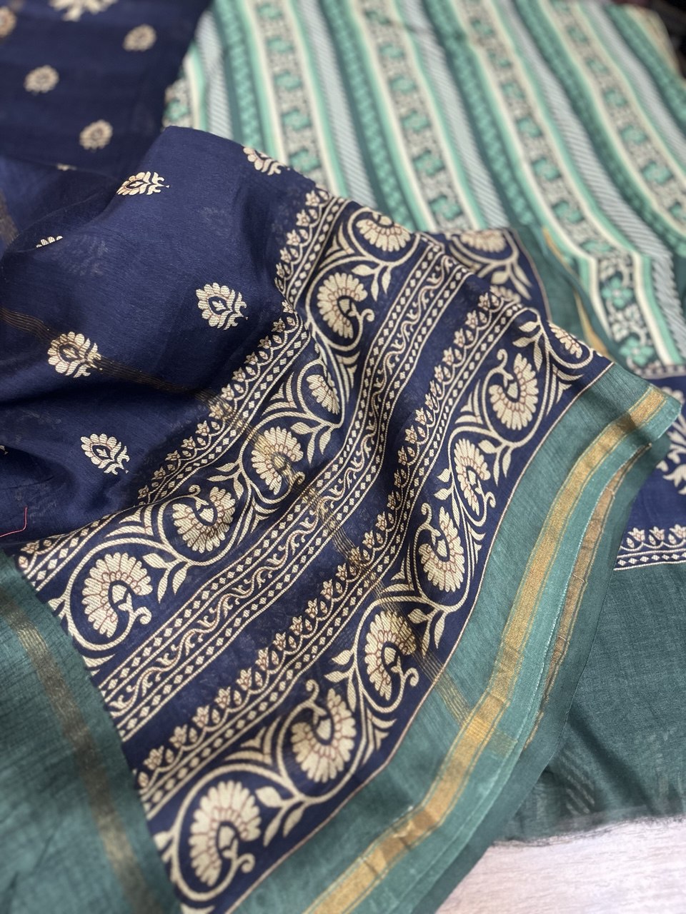 Pure Maheshwari Silk Unstitched Suit Mehandi Green with Printed Dupatta - KAANTAMM