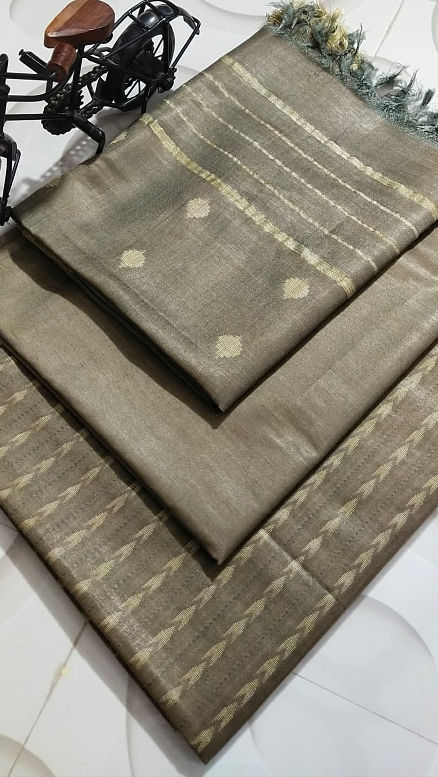 Katan Silk Weaving Suit